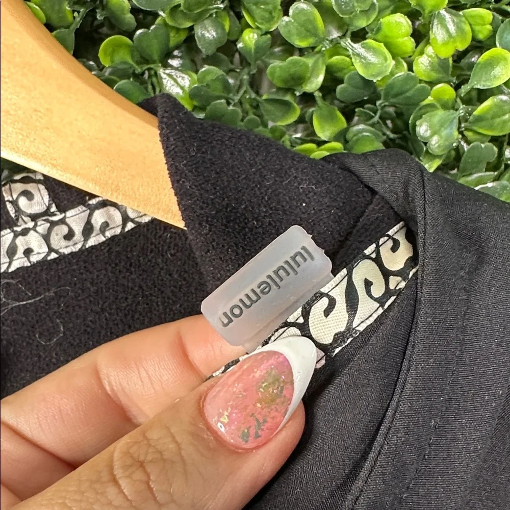 Lululemon Athletica Black Hooded trench Jacket‎